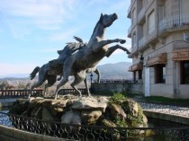 Monumento al Caballo Salvaje